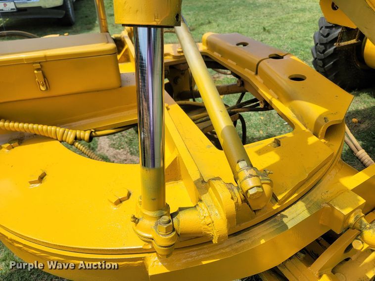 image for item LM9576 1987 Dresser A500E  motor grader