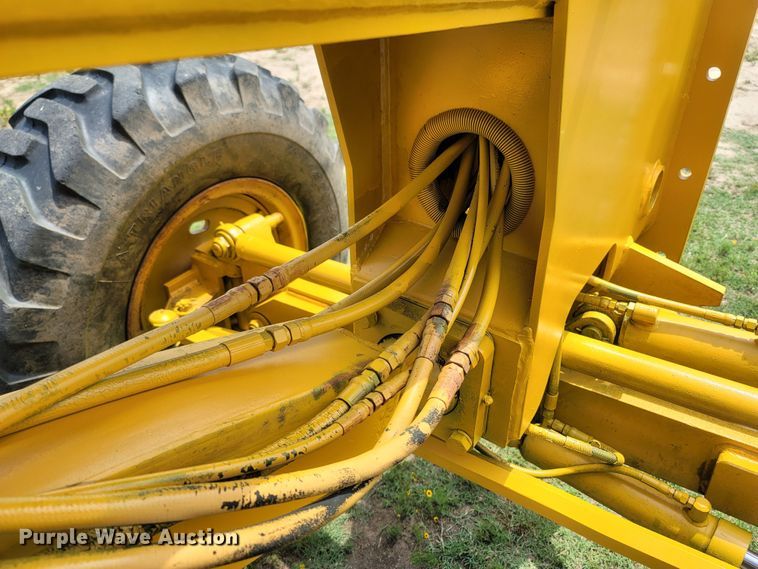 image for item LM9576 1987 Dresser A500E  motor grader