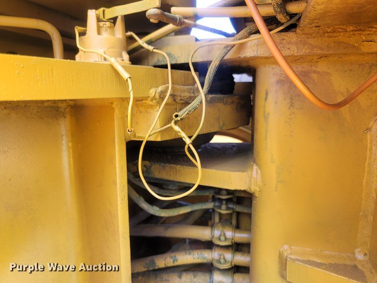 image for item LM9576 1987 Dresser A500E  motor grader