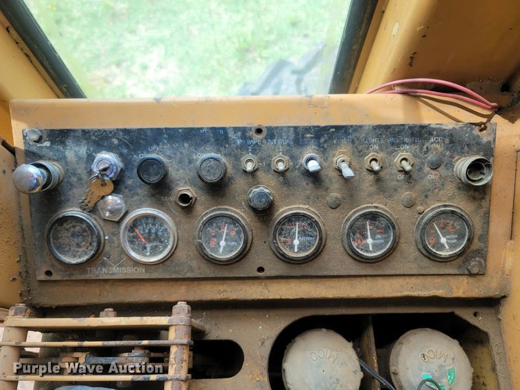 image for item LM9576 1987 Dresser A500E  motor grader