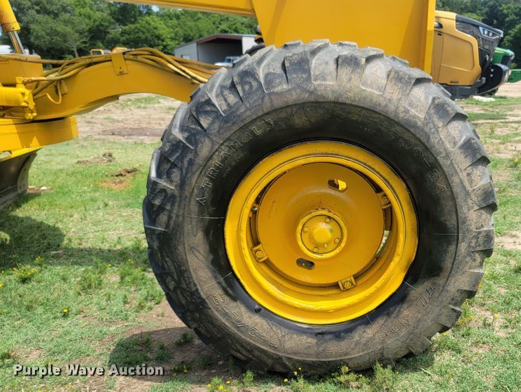 image for item LM9576 1987 Dresser A500E  motor grader