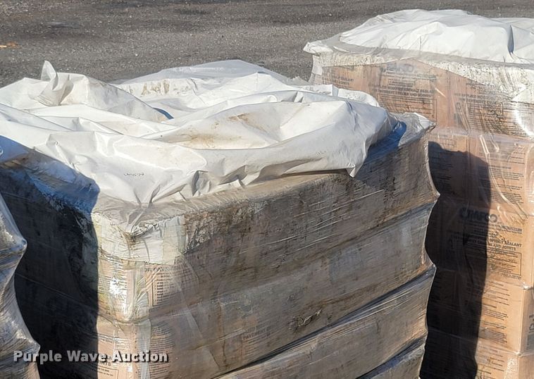 image for item LM9578 Crafco RoadSaver 515  sealant