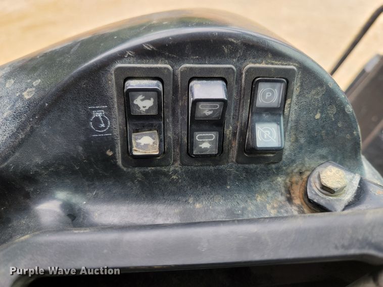 image for item LM9586 2005 Caterpillar 973C  track loader