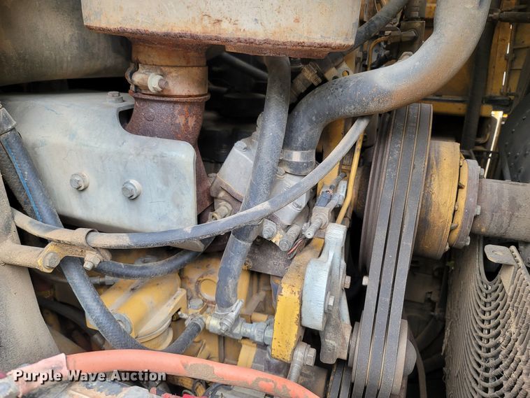 image for item LM9586 2005 Caterpillar 973C  track loader