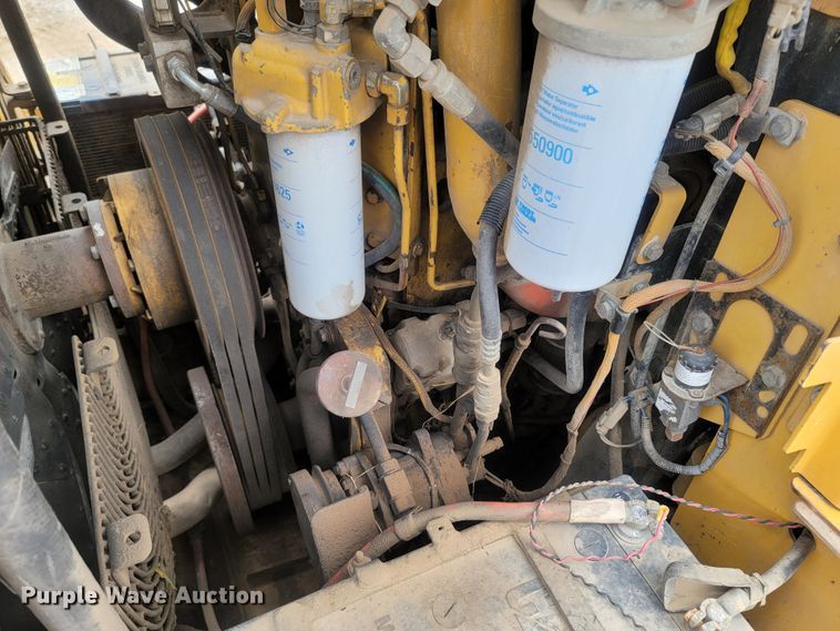 image for item LM9586 2005 Caterpillar 973C  track loader