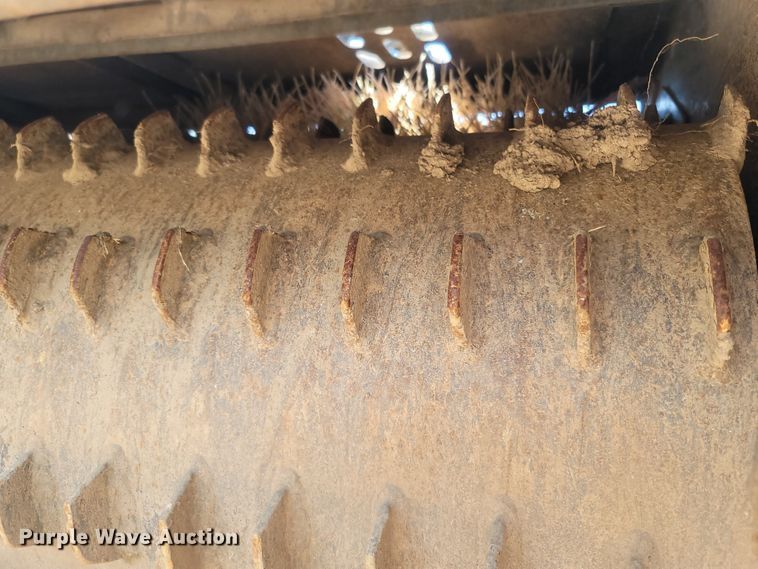 image for item LM9596 2008 FFC Preparator LAF3576-0022  skid steer rake