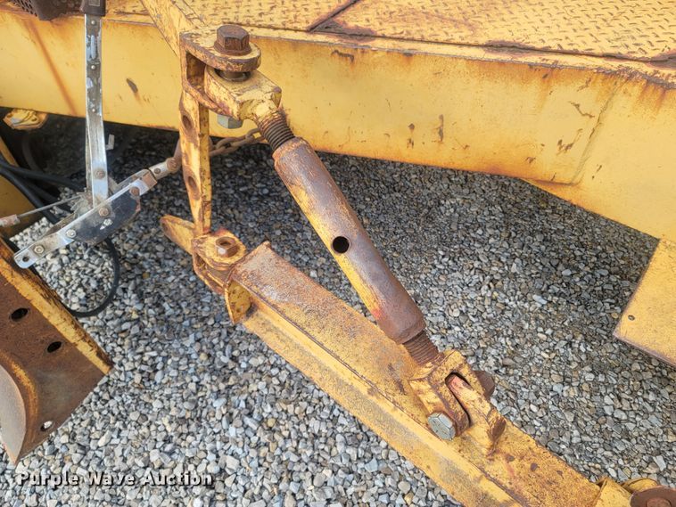 image for item LM9598 Blaw-Knox RW-195  road widener