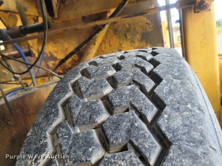 image for item LM9598 Blaw-Knox RW-195  road widener