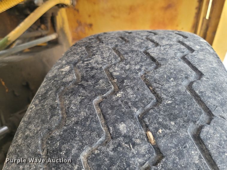 image for item LM9598 Blaw-Knox RW-195  road widener