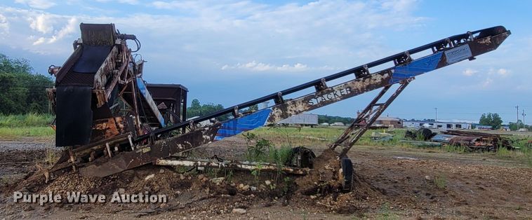 image for item LM9599 Kolman S60-36  screening plant