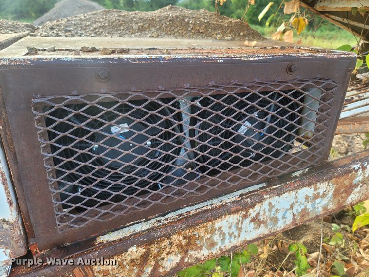 image for item LM9599 Kolman S60-36  screening plant