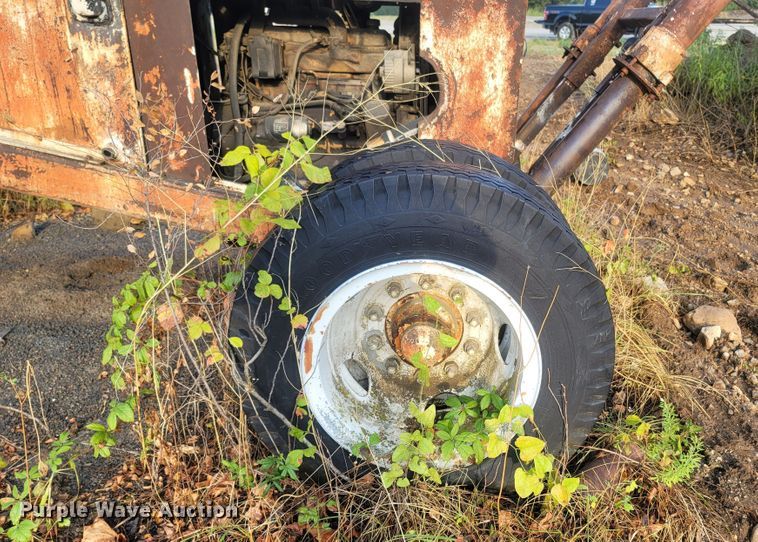 image for item LM9599 Kolman S60-36  screening plant