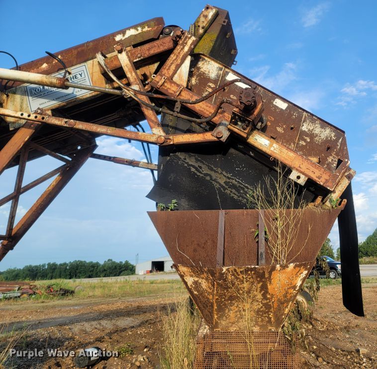 image for item LM9599 Kolman S60-36  screening plant