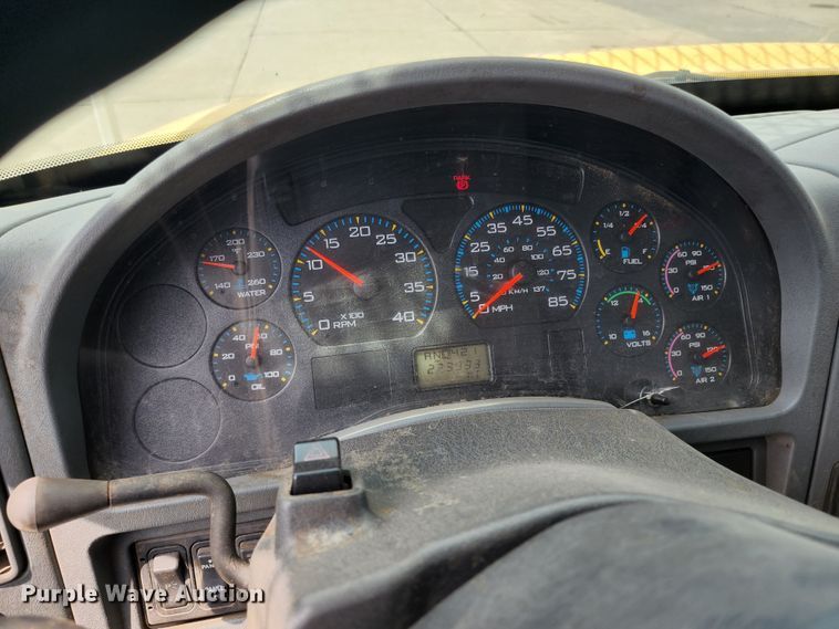 image for item LP9353 2007 International 4300  forestry bucket truck