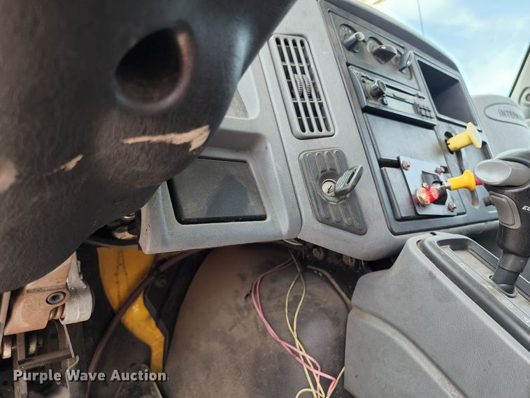 image for item LP9353 2007 International 4300  forestry bucket truck