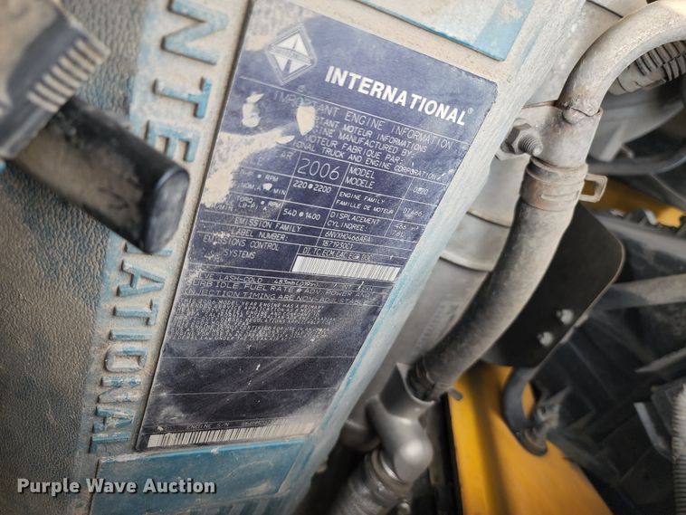 image for item LP9353 2007 International 4300  forestry bucket truck