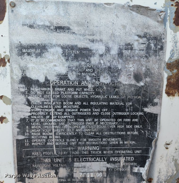 image for item LP9353 2007 International 4300  forestry bucket truck