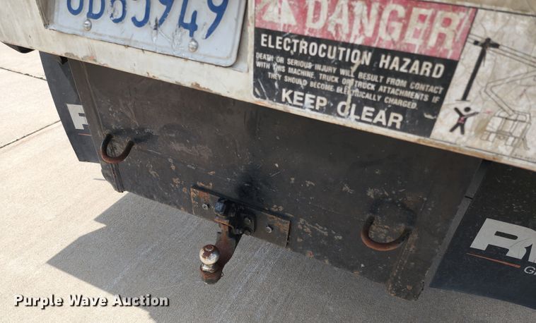 image for item LP9353 2007 International 4300  forestry bucket truck