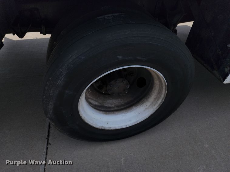 image for item LP9353 2007 International 4300  forestry bucket truck