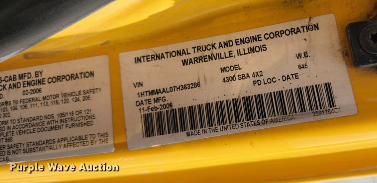 image for item LP9353 2007 International 4300  forestry bucket truck