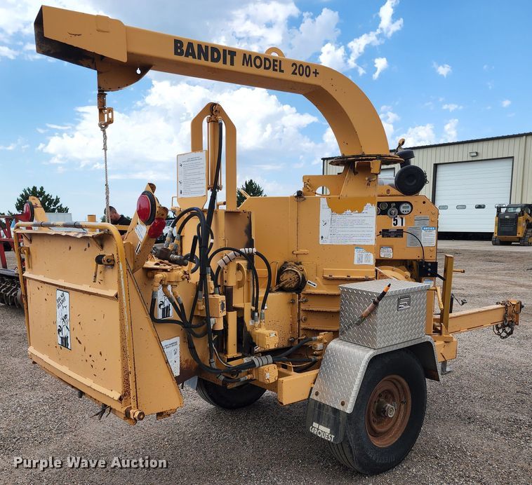 image for item LP9470 2003 Bandit 200  wood chipper