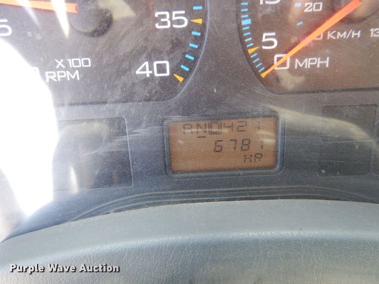 image for item LP9471 2007 International 4300  chipper truck