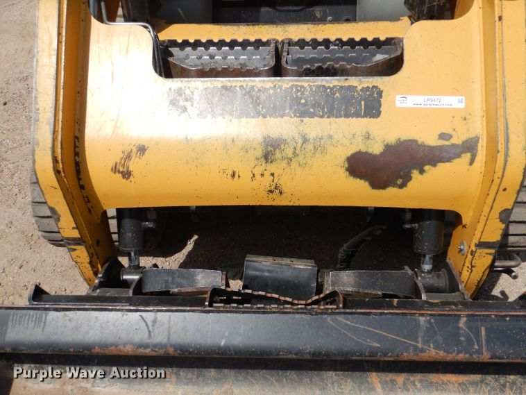 image for item LP9472 2008 Caterpillar 257B2  tracked skid steer loader