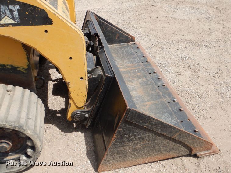 image for item LP9472 2008 Caterpillar 257B2  tracked skid steer loader