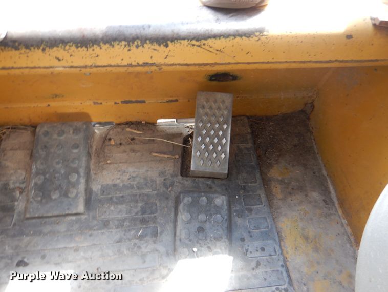 image for item LP9472 2008 Caterpillar 257B2  tracked skid steer loader