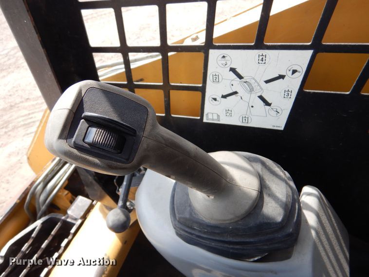 image for item LP9472 2008 Caterpillar 257B2  tracked skid steer loader