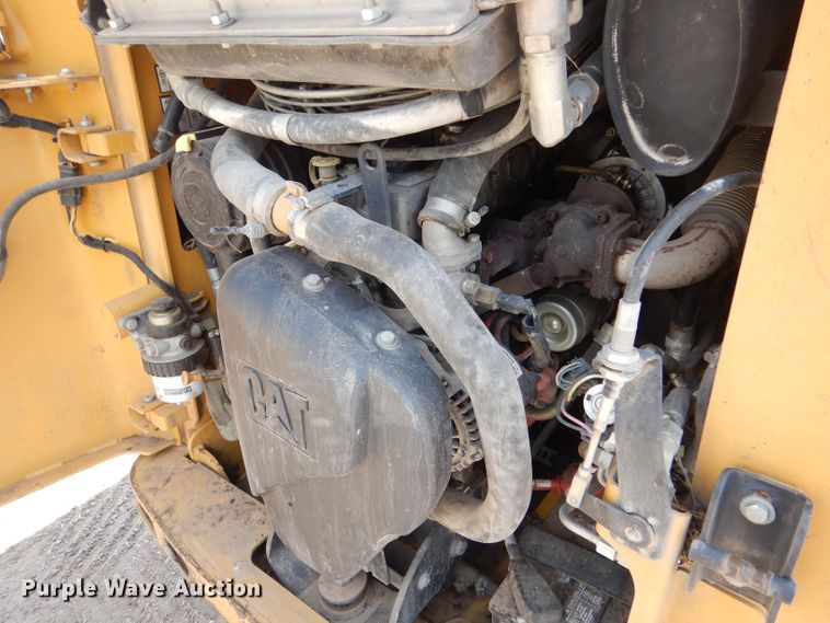 image for item LP9472 2008 Caterpillar 257B2  tracked skid steer loader