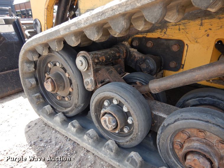 image for item LP9472 2008 Caterpillar 257B2  tracked skid steer loader