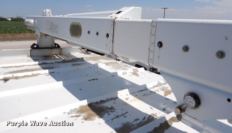 image for item LP9473 2007 GMC C7500  forestry bucket truck