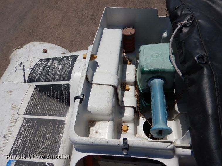 image for item LP9473 2007 GMC C7500  forestry bucket truck