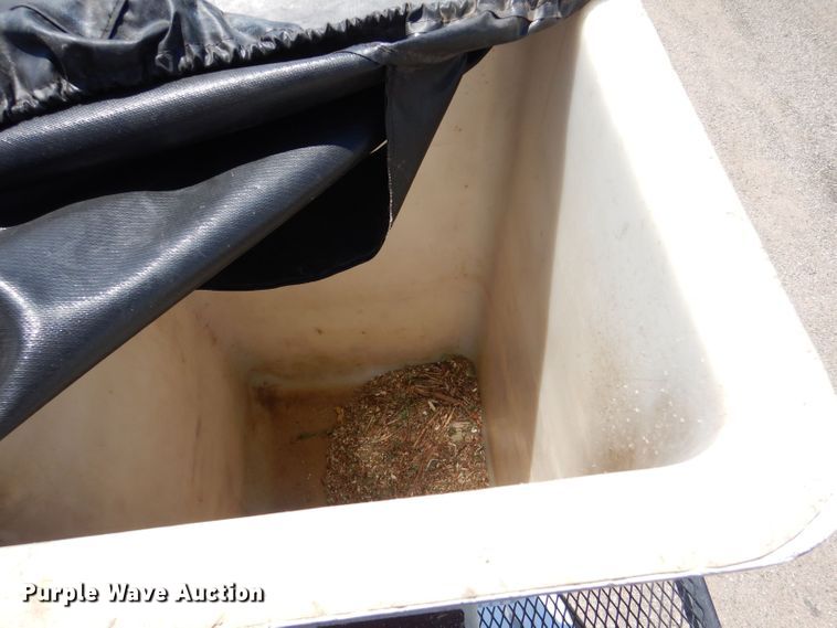 image for item LP9473 2007 GMC C7500  forestry bucket truck