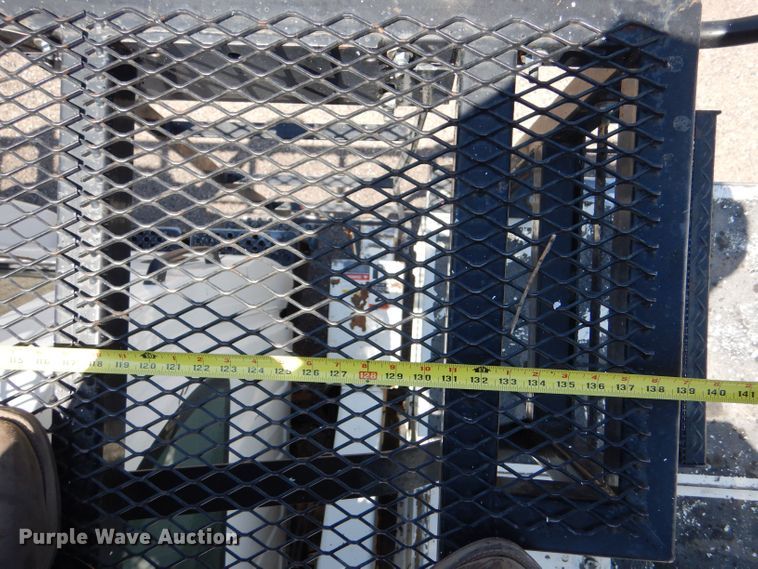 image for item LP9473 2007 GMC C7500  forestry bucket truck