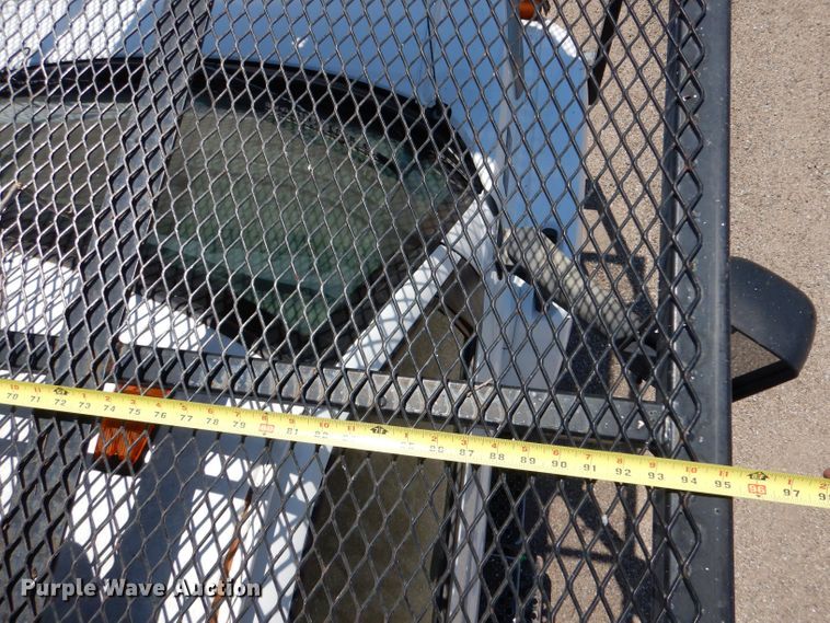 image for item LP9473 2007 GMC C7500  forestry bucket truck