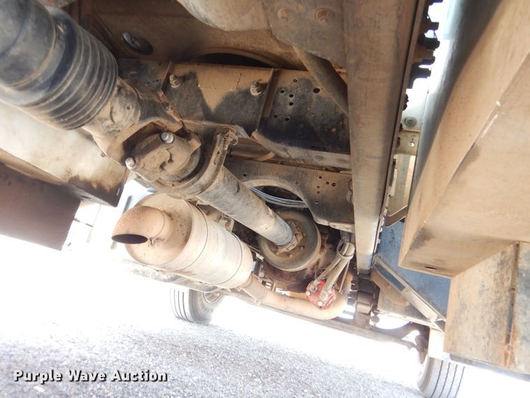 image for item LP9473 2007 GMC C7500  forestry bucket truck