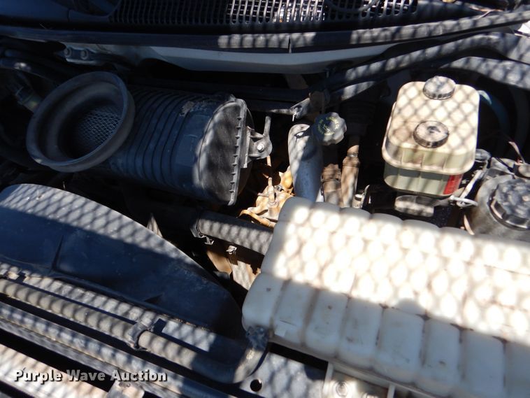 image for item LP9473 2007 GMC C7500  forestry bucket truck