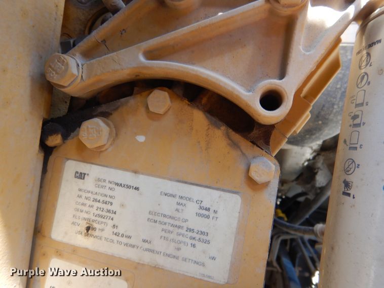 image for item LP9473 2007 GMC C7500  forestry bucket truck