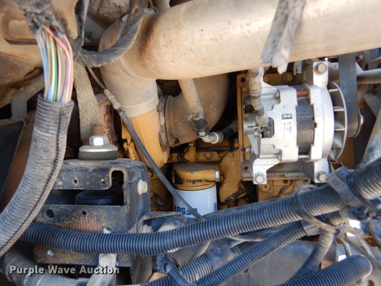 image for item LP9473 2007 GMC C7500  forestry bucket truck