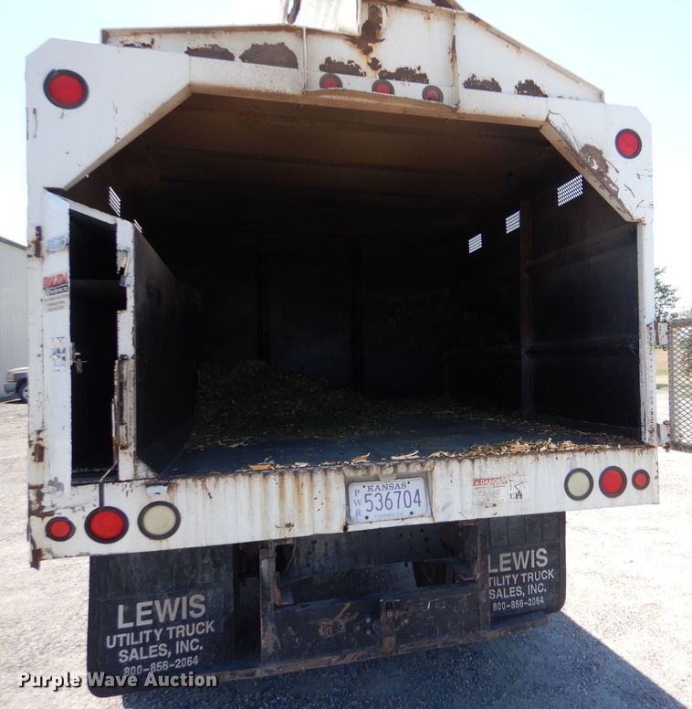 image for item LP9474 2007 GMC C7500  forestry bucket truck