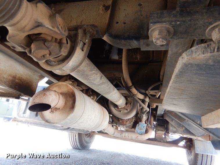 image for item LP9474 2007 GMC C7500  forestry bucket truck