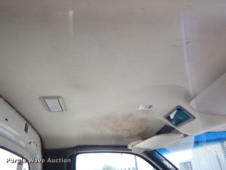 image for item LP9474 2007 GMC C7500  forestry bucket truck