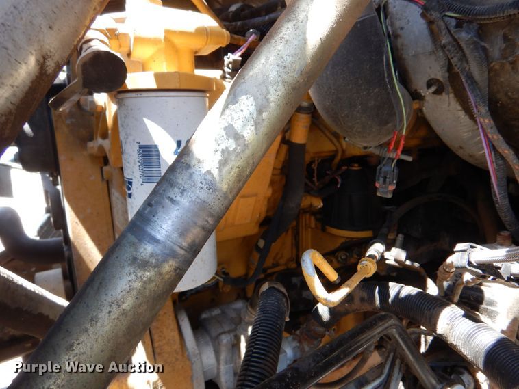 image for item LP9474 2007 GMC C7500  forestry bucket truck