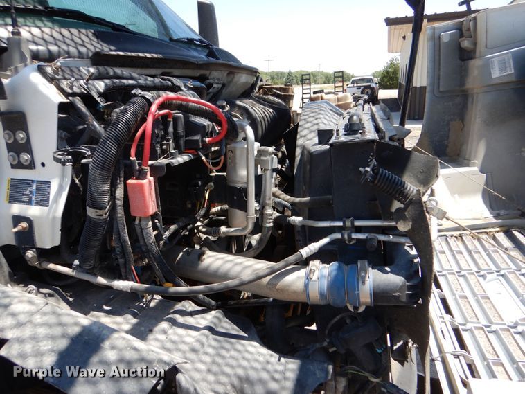 image for item LP9474 2007 GMC C7500  forestry bucket truck