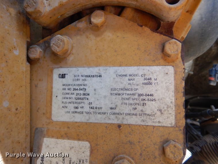 image for item LP9474 2007 GMC C7500  forestry bucket truck