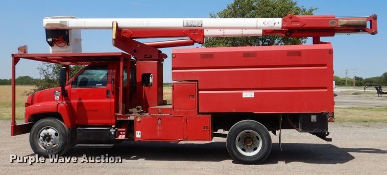 image for item LP9475 2003 Chevrolet C7500  forestry bucket truck