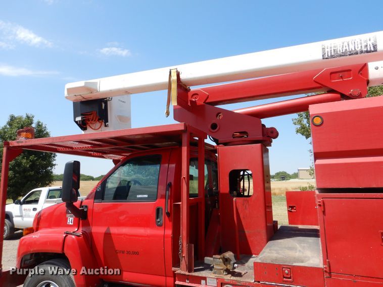 image for item LP9475 2003 Chevrolet C7500  forestry bucket truck