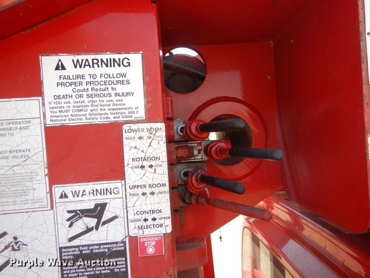 image for item LP9475 2003 Chevrolet C7500  forestry bucket truck